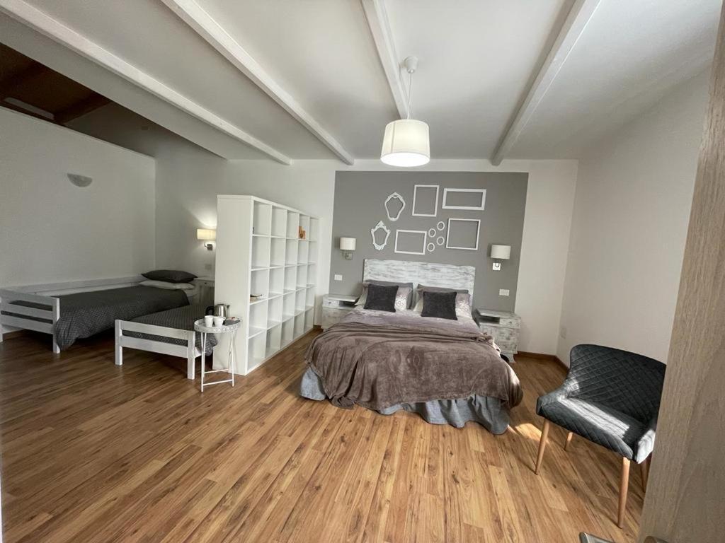 Torremana Hotel Cabras Ngoại thất bức ảnh