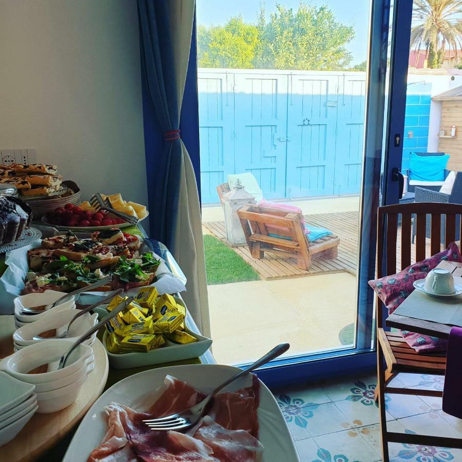 Torremana Hotel Cabras Ngoại thất bức ảnh
